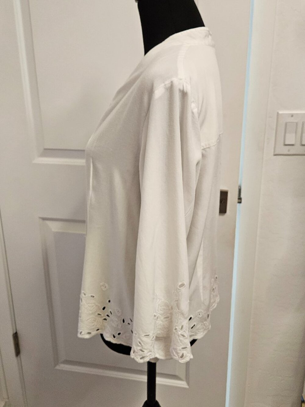 Nomadic Traders White Women eyelet embroidery cotton blouse size L - Picture 5 of 10
